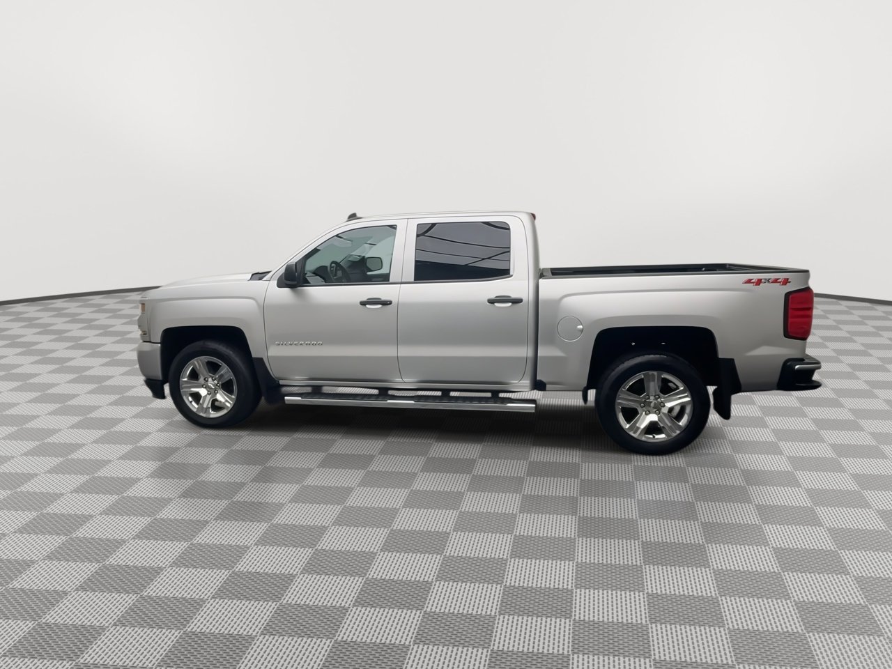 Used 2018 Chevrolet Silverado 1500 Custom w/ Custom Value Package image 31