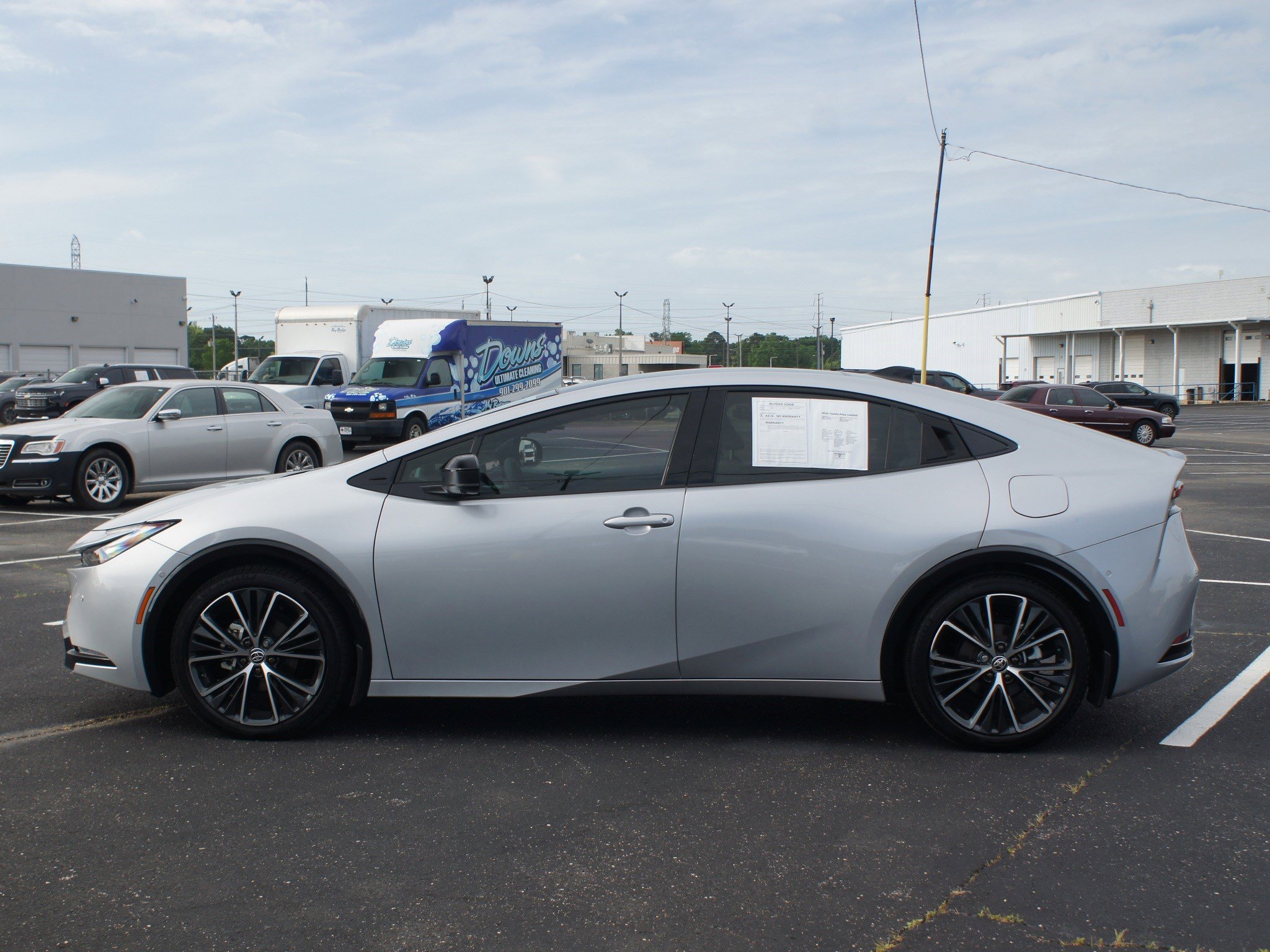 Used 2024 Toyota Prius Limited w/ Limited Premium Package FWD image 13