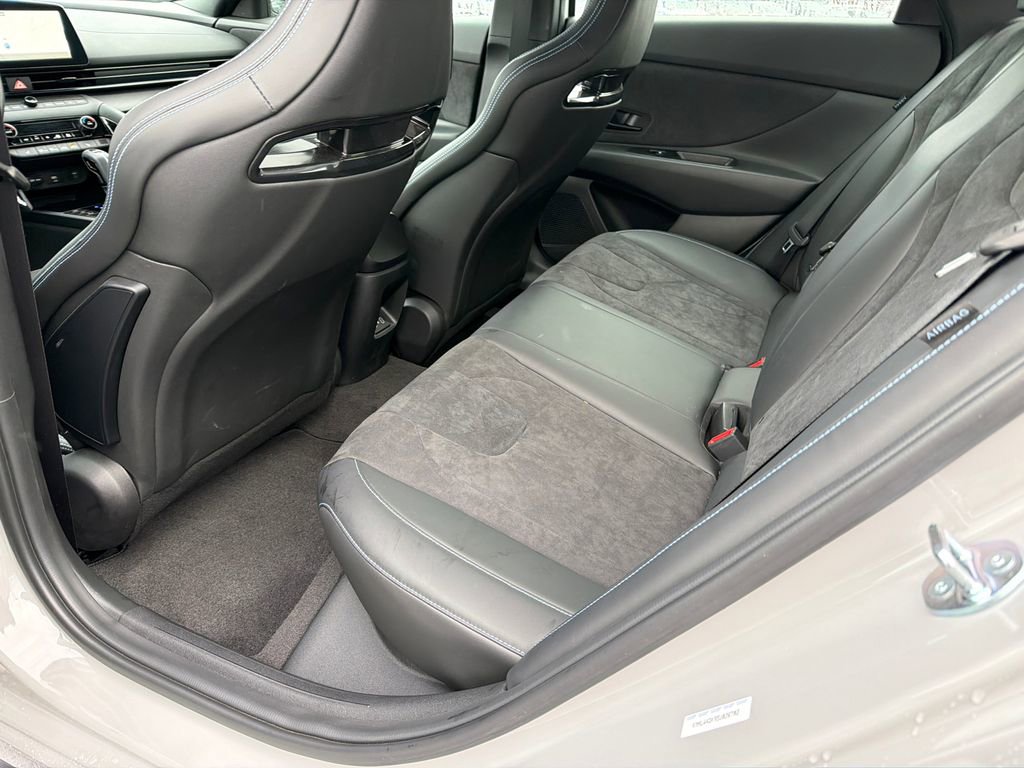 Used 2025 Hyundai Elantra N image 20