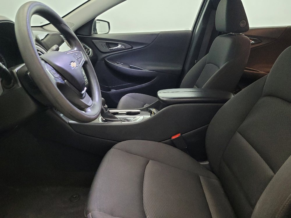 Used 2021 Chevrolet Malibu LT image 17