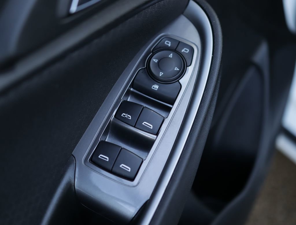 Used 2023 Chevrolet Malibu LT FWD image 23