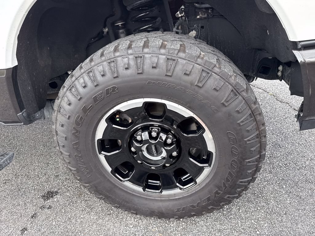 Used 2025 Ford F350 King Ranch w/ Tremor Off-Road Package AWD/4WD image 12