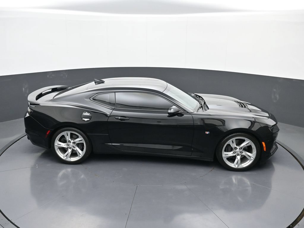 Used 2019 Chevrolet Camaro SS RWD image 34