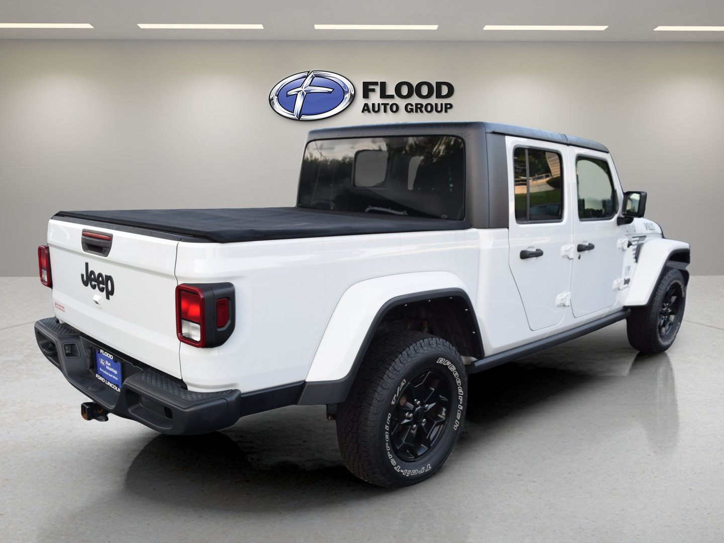 Used 2021 Jeep Gladiator Sport AWD/4WD image 4