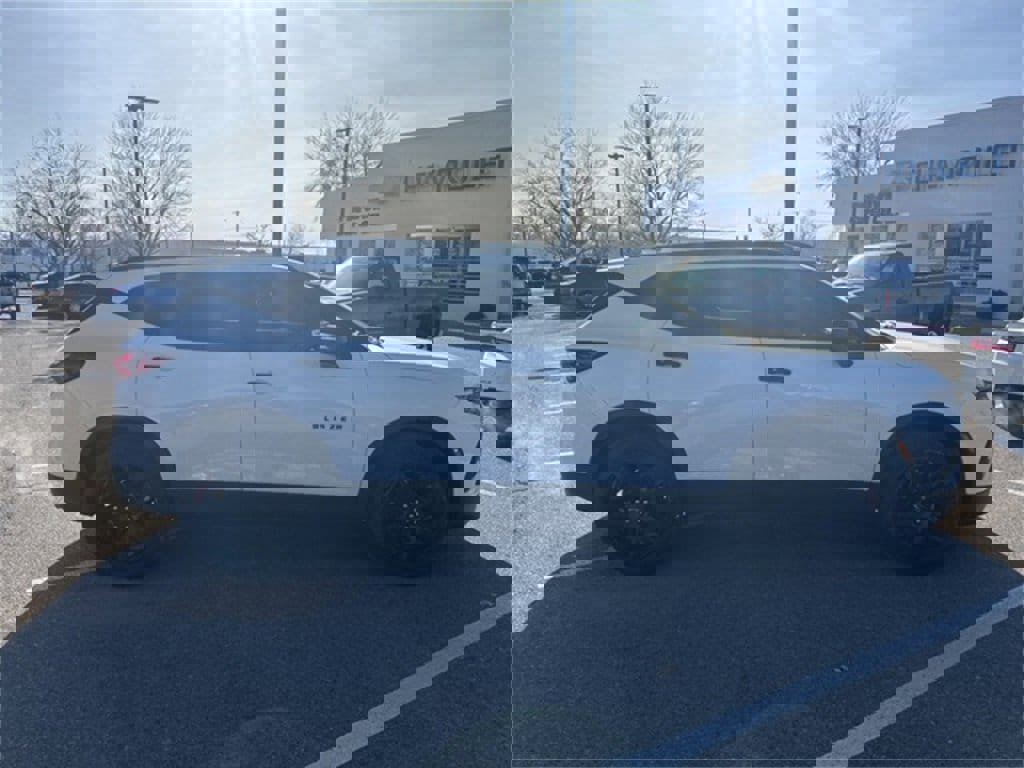 Used 2020 Chevrolet Blazer LT w/ Redline Edition image 2