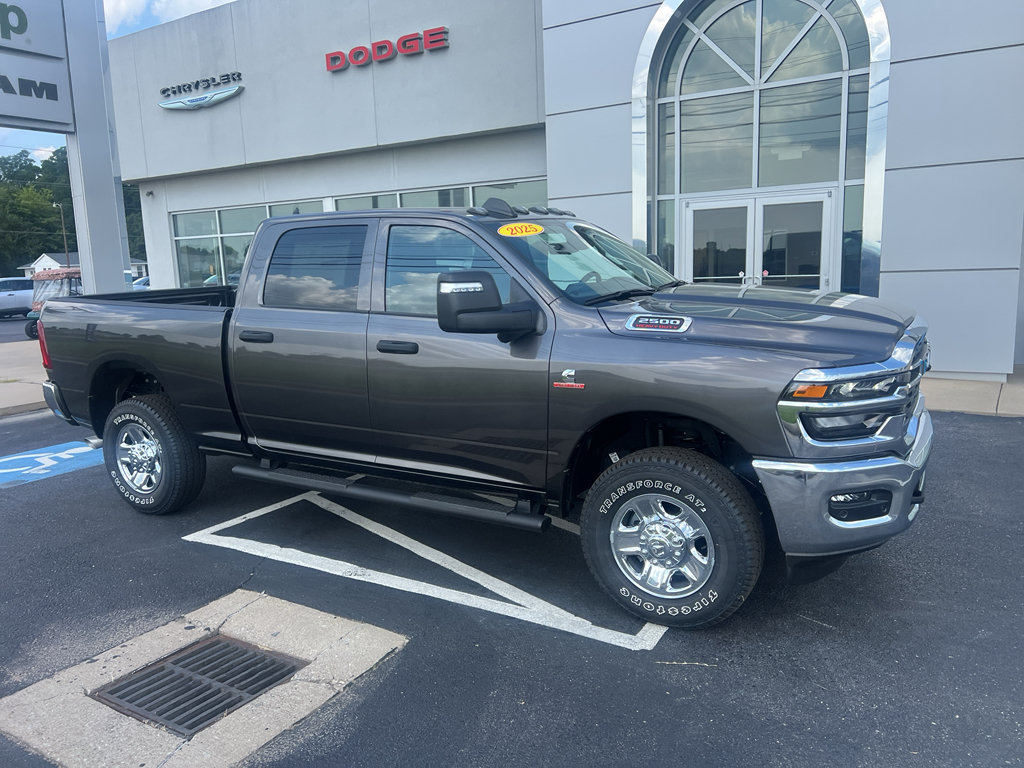 New 2025 RAM 2500 Tradesman AWD/4WD image 5