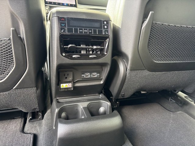 New 2025 Jeep Grand Cherokee L Limited image 16