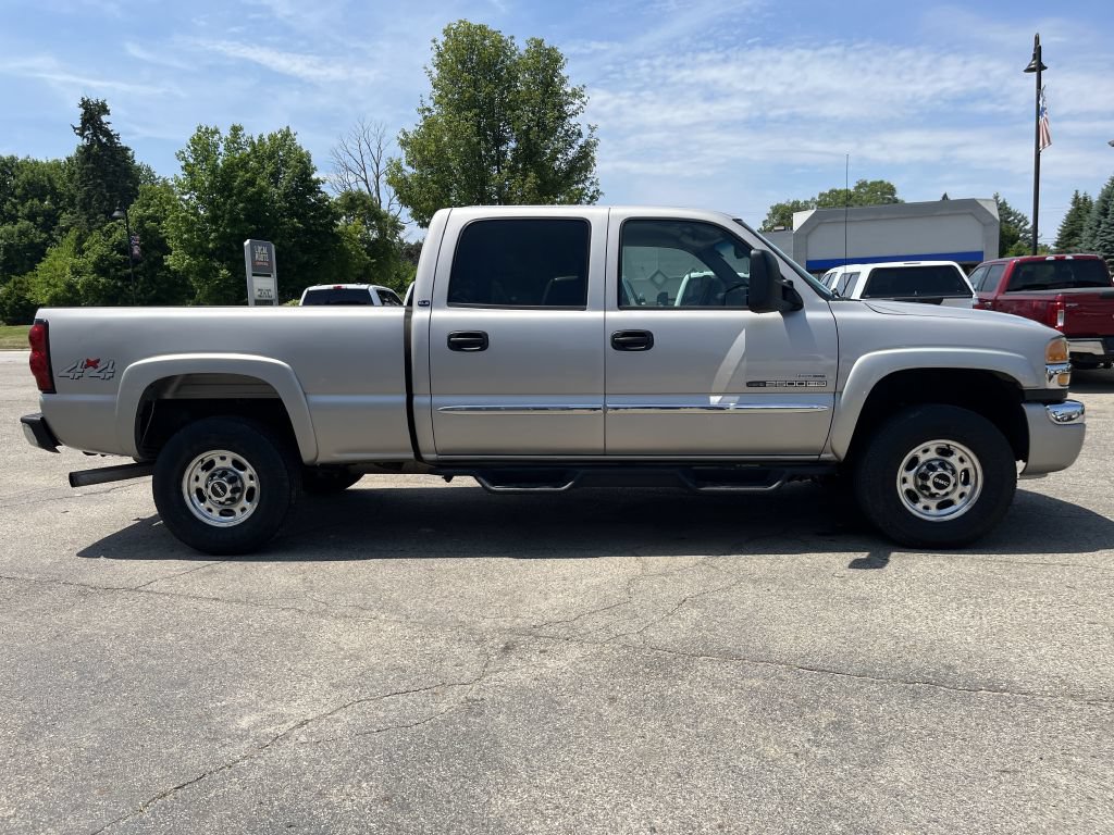 Used 2006 GMC Sierra 2500 SLE w/ Heavy-Duty Power Package AWD/4WD image 5