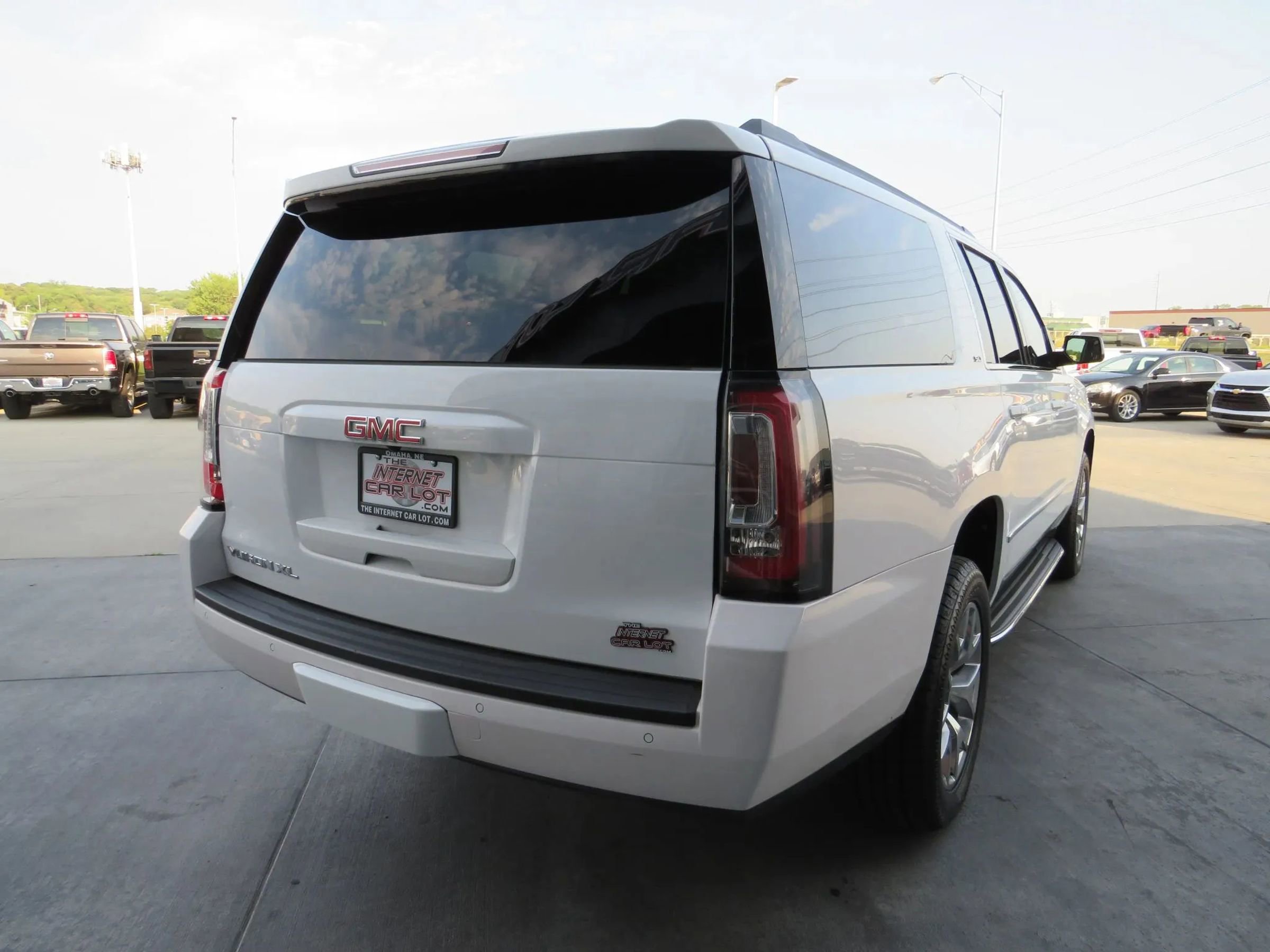 Used 2019 GMC Yukon XL SLT image 7
