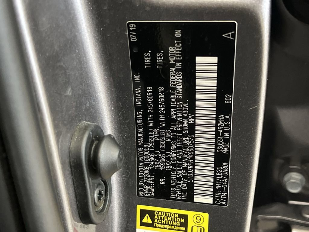 Used 2019 Toyota Highlander XLE image 32