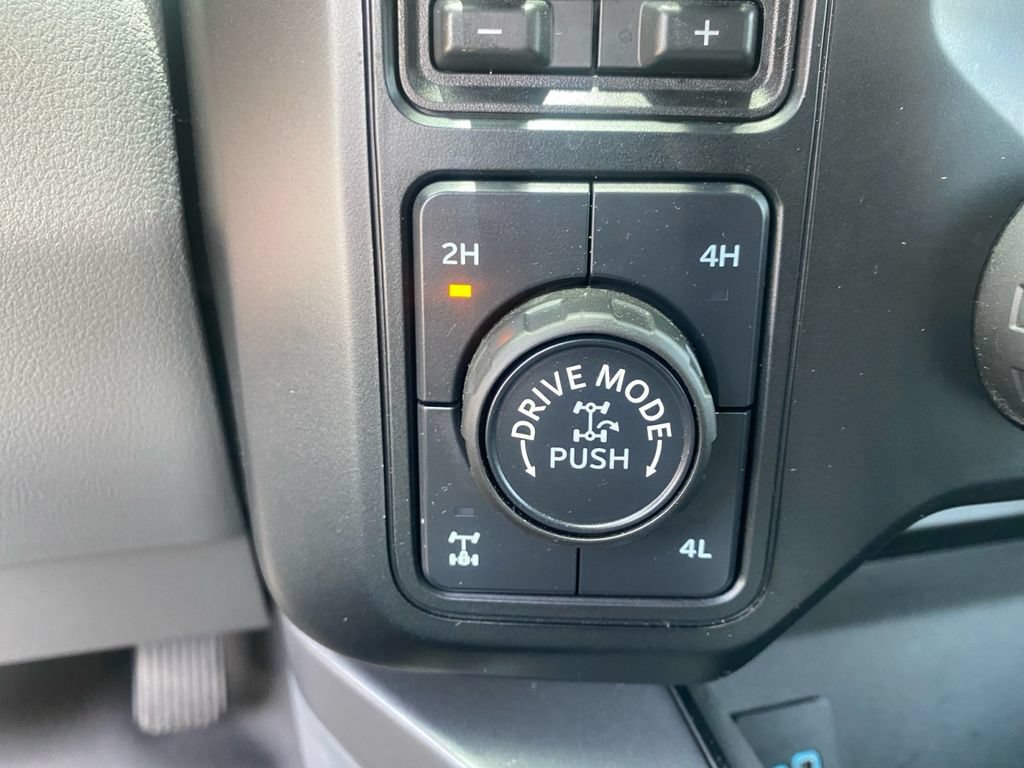 Used 2023 Ford F350 XLT w/ Tremor Off-Road Package AWD/4WD image 28