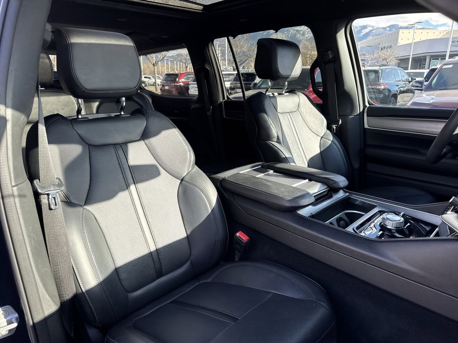 Used 2023 Jeep Wagoneer Series II w/ Convenience Group I image 35