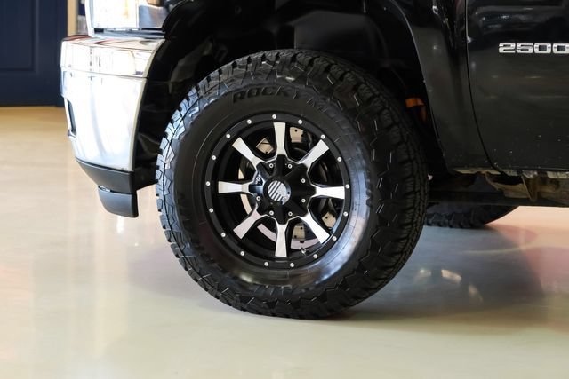 Used 2011 Chevrolet Silverado 2500 LTZ w/ LTZ Plus Package AWD/4WD image 45