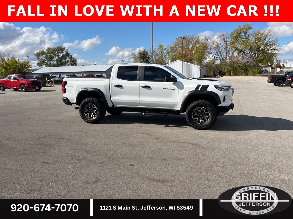 Used 2023 Chevrolet Colorado ZR2 w/ ZR2 Convenience Package III image 10