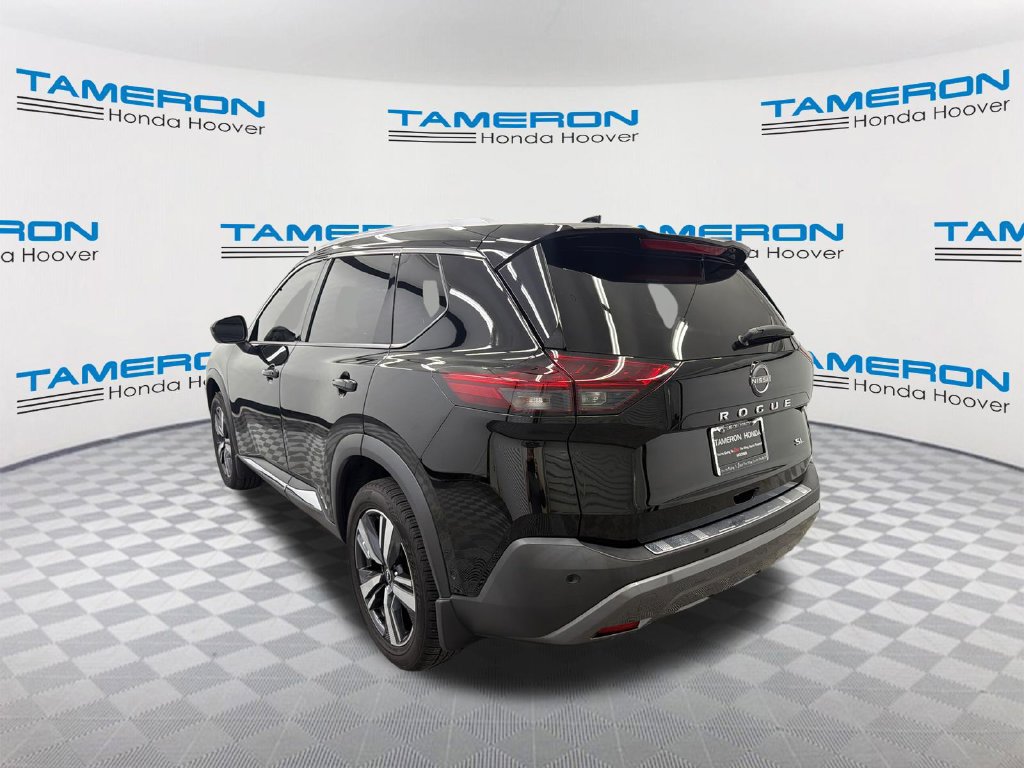 Used 2023 Nissan Rogue SL w/ SL Premium Package FWD image 3