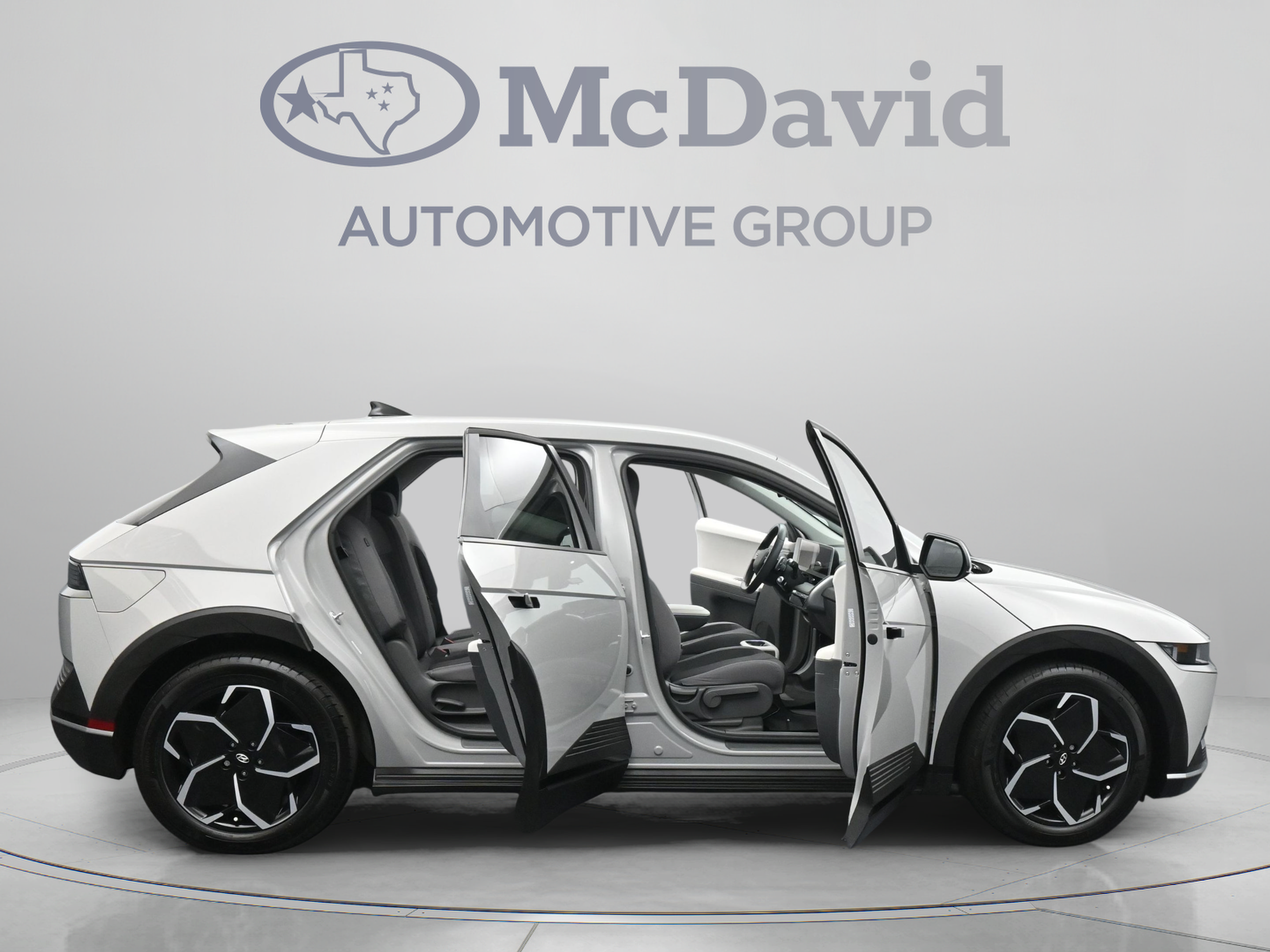 Used 2024 Hyundai Ioniq 5 SE RWD image 40