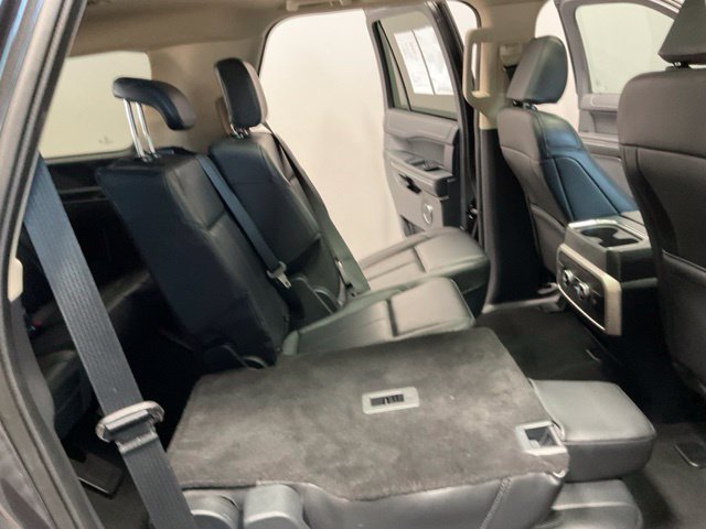 Used 2024 Ford Expedition XLT AWD/4WD image 27