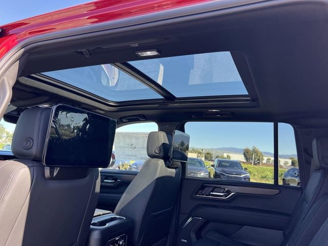 New 2026 GMC Yukon XL Denali w/ Denali Reserve Package image 28