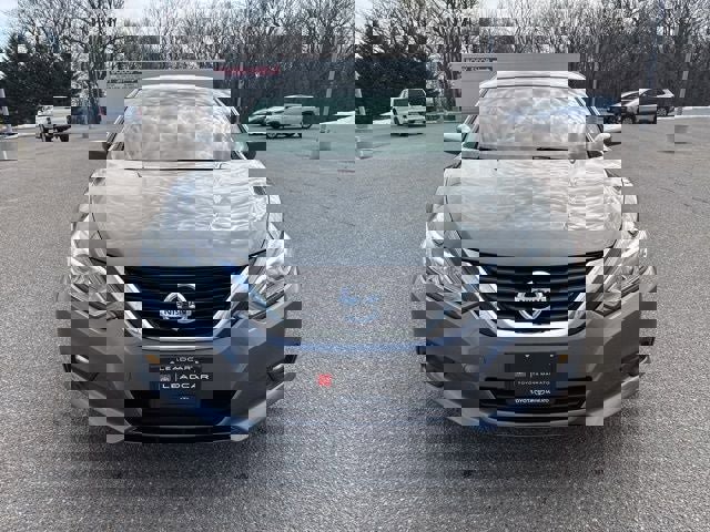Used 2017 Nissan Altima 2.5 SV image 4