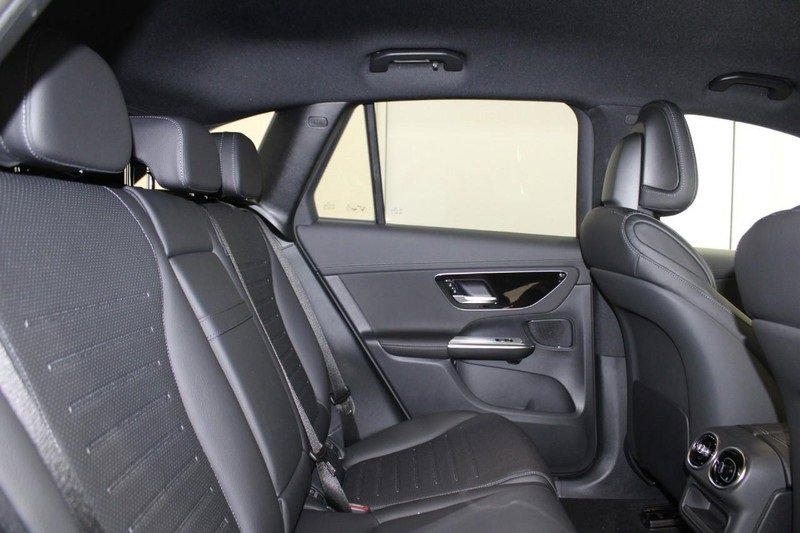 New 2025 Mercedes-Benz GLC 300 4MATIC image 5