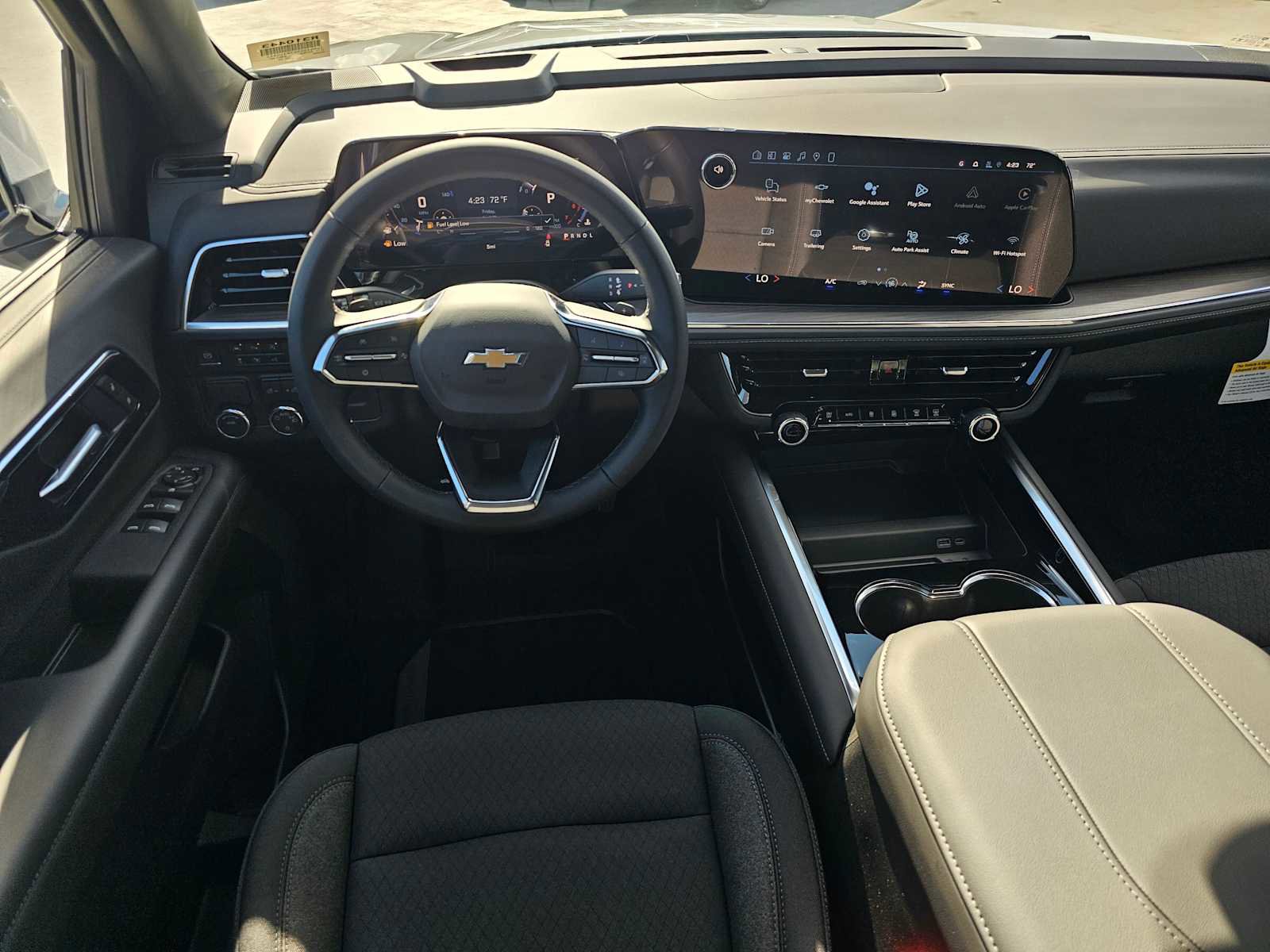 New 2026 Chevrolet Suburban LS w/ LPO, Get Active Package RWD image 27