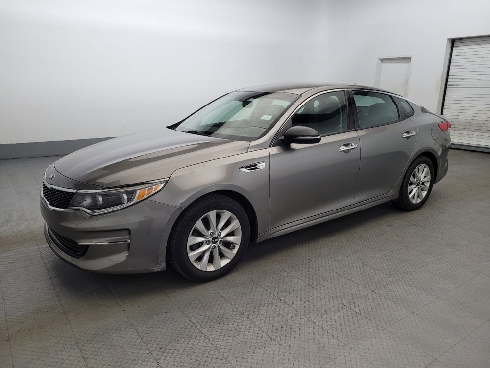Used 2016 Kia Optima EX image 2