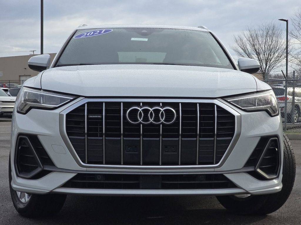 Used 2021 Audi Q3 2.0T Premium Plus w/ Premium Plus Package AWD/4WD image 8