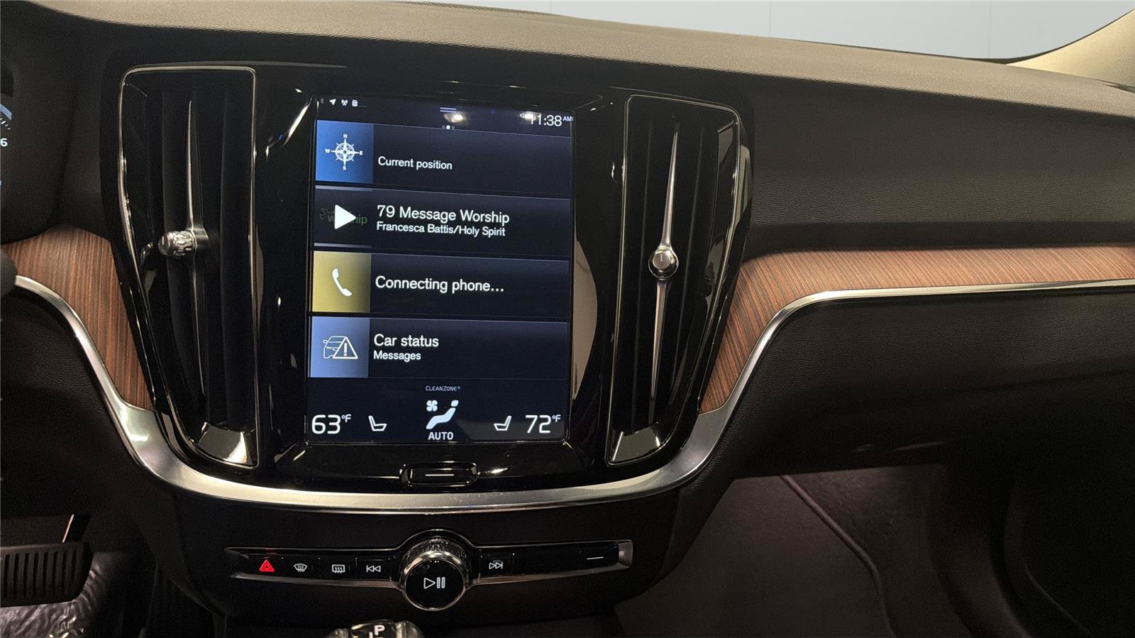Used 2019 Volvo S60 T5 Momentum w/ Multimedia Package FWD image 17