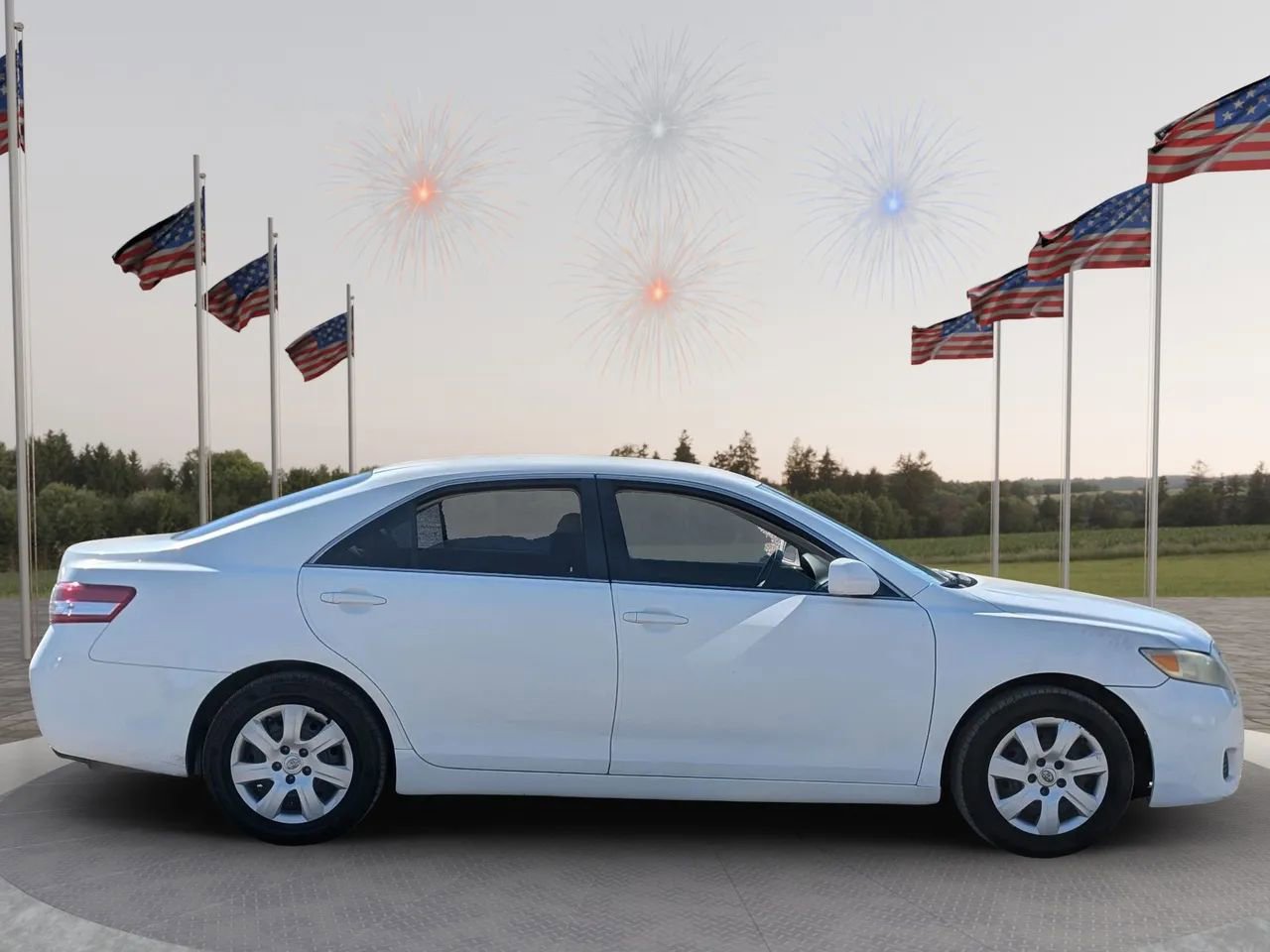 Used 2010 Toyota Camry LE image 10