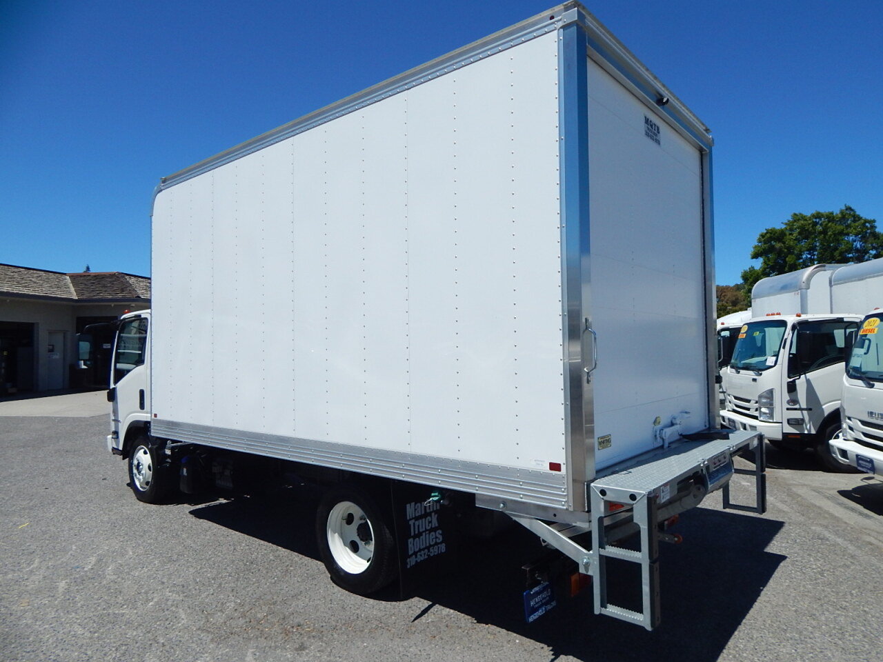 Used 2024 Chevrolet Low Cab Forward 5500HD RWD image 6