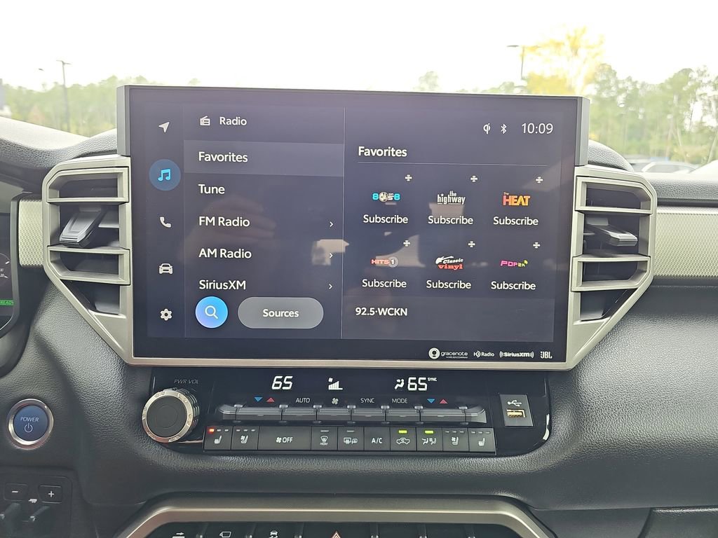 Used 2024 Toyota Tundra Limited image 24