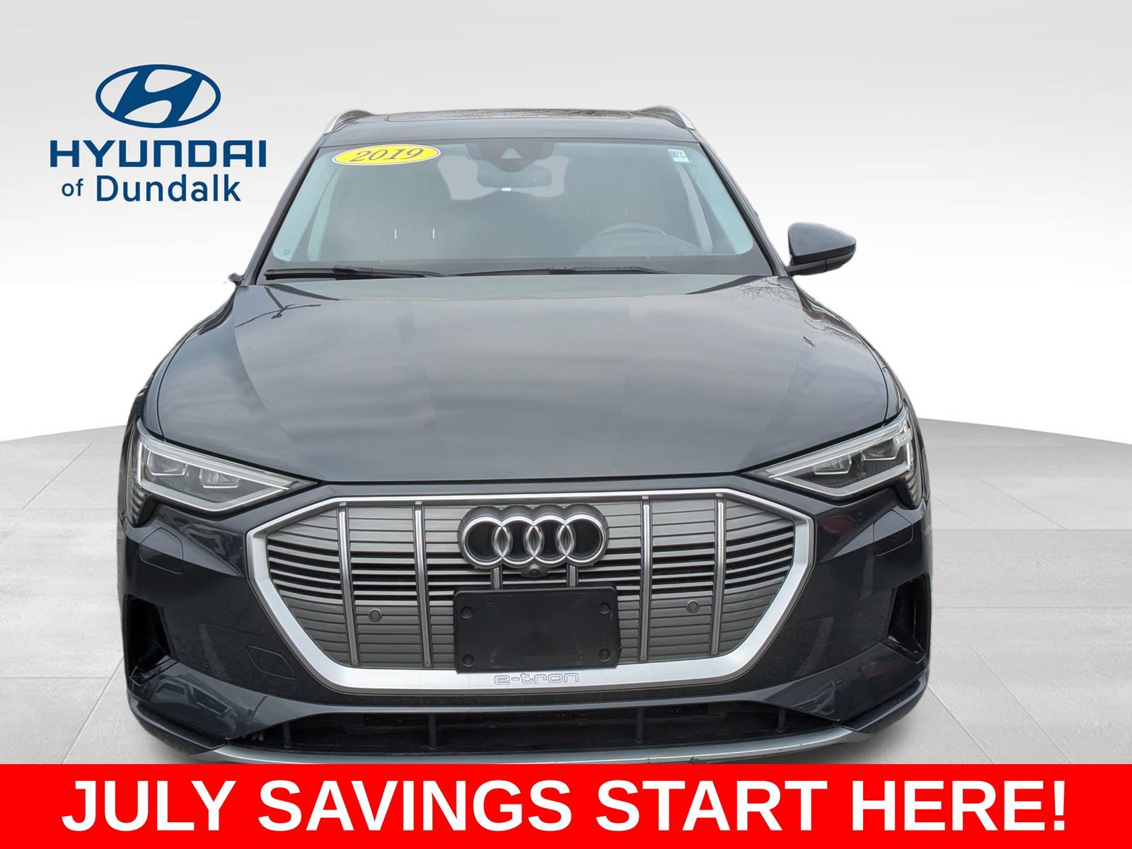 Used 2019 Audi e-tron Prestige w/ Prestige Package AWD/4WD image 12
