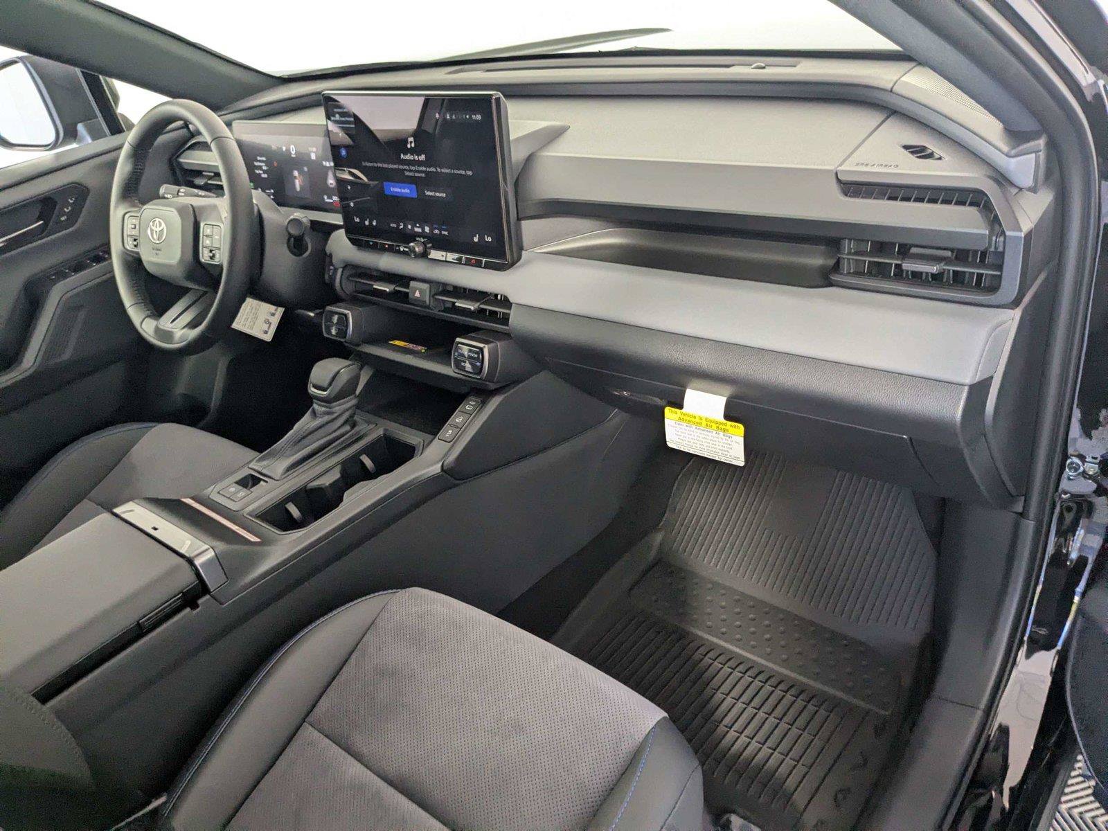New 2026 Toyota RAV4 XSE AWD/4WD image 25