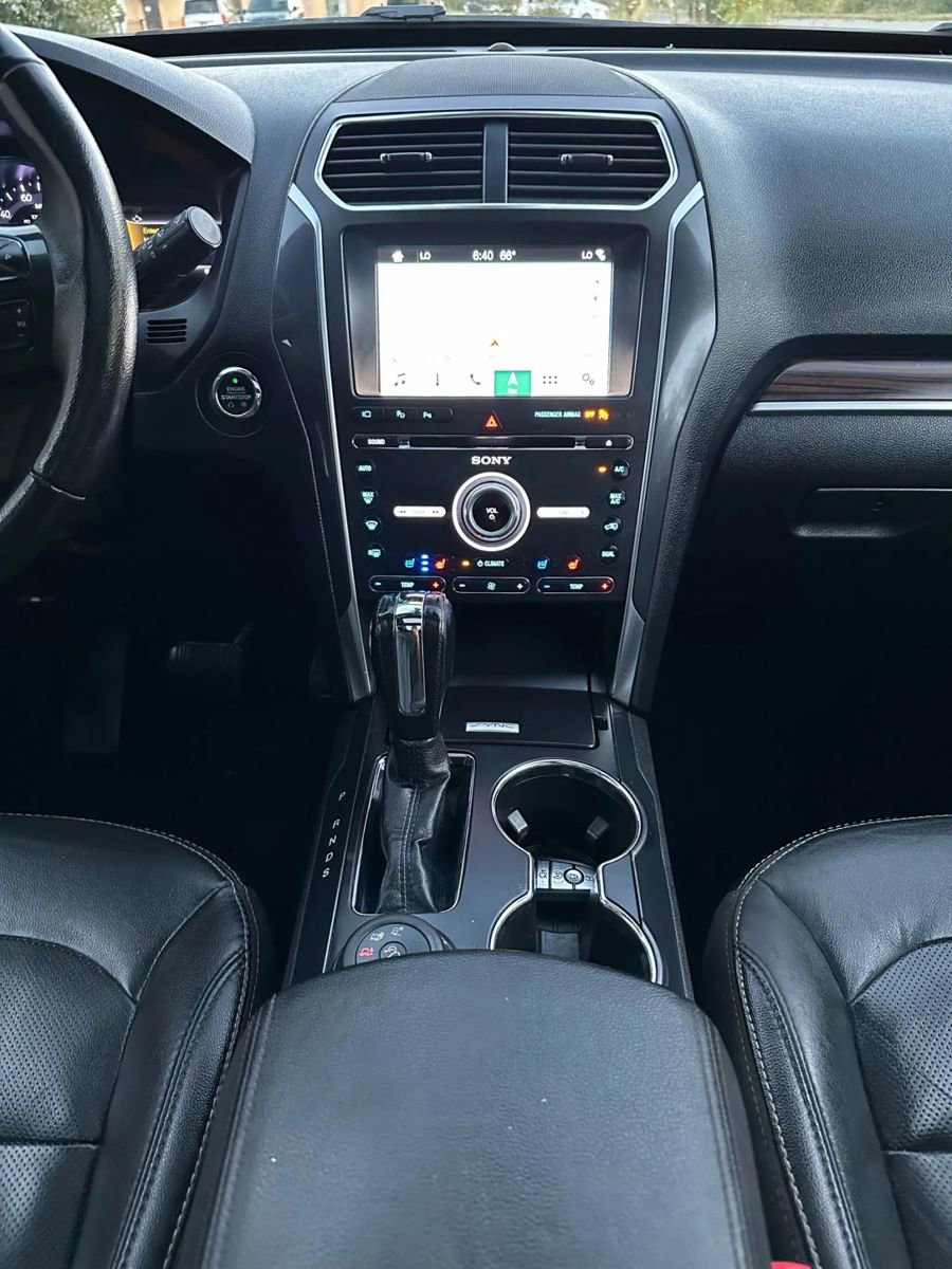 Used 2018 Ford Explorer Limited w/ Equipment Group 301A image 12