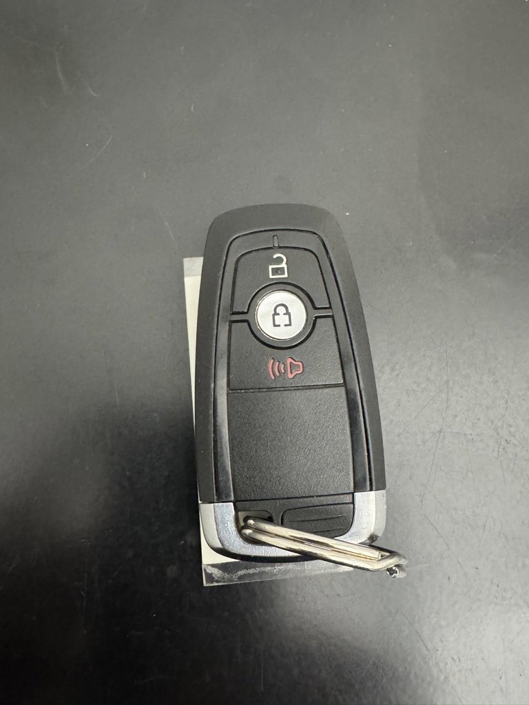 Used 2021 Ford Edge SEL image 44