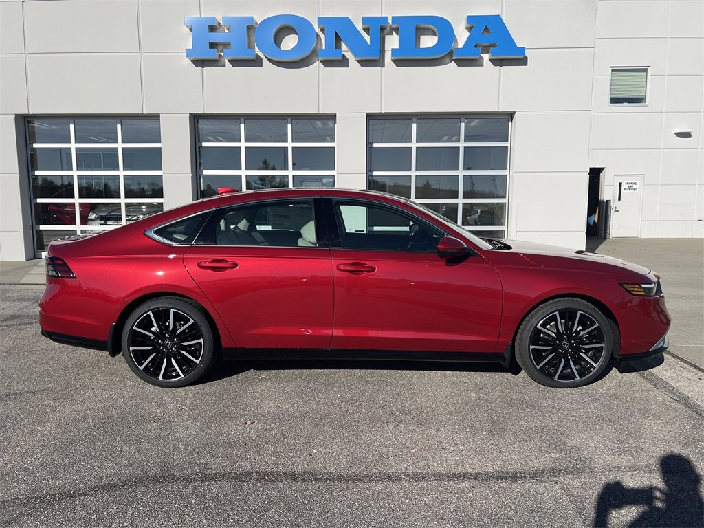New 2025 Honda Accord Touring image 2