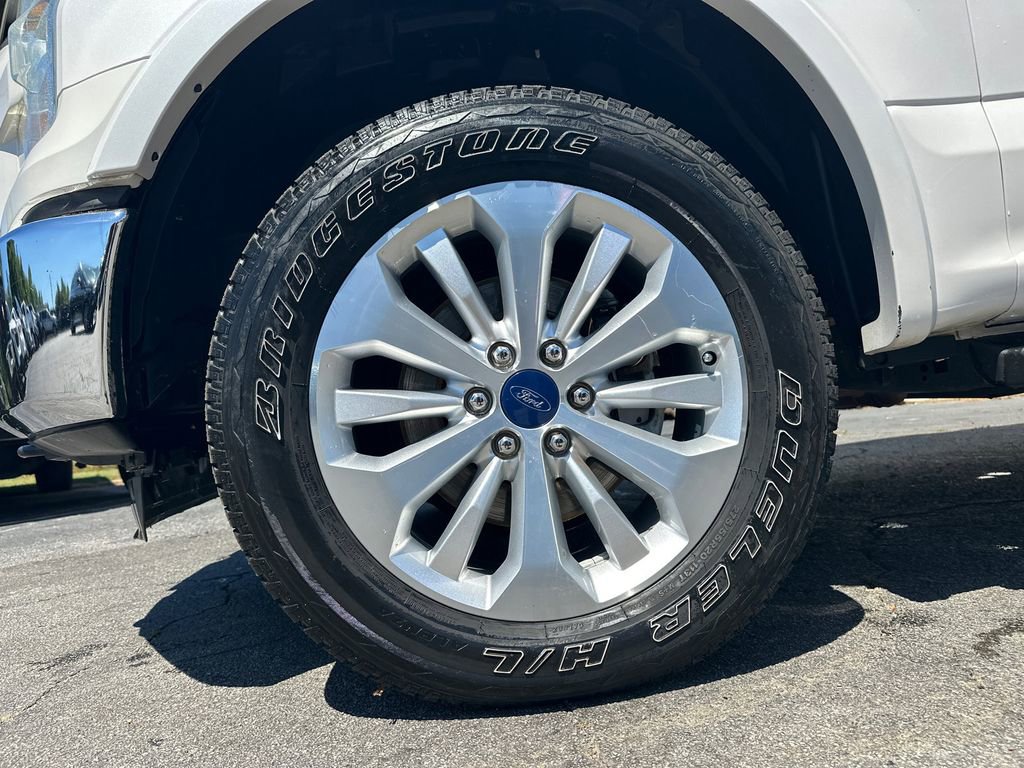Used 2015 Ford F150 Lariat w/ Equipment Group 501A Mid AWD/4WD image 12
