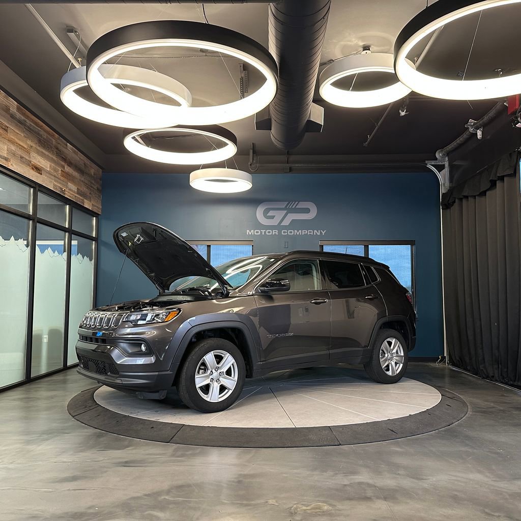 Used 2022 Jeep Compass Latitude AWD/4WD image 25
