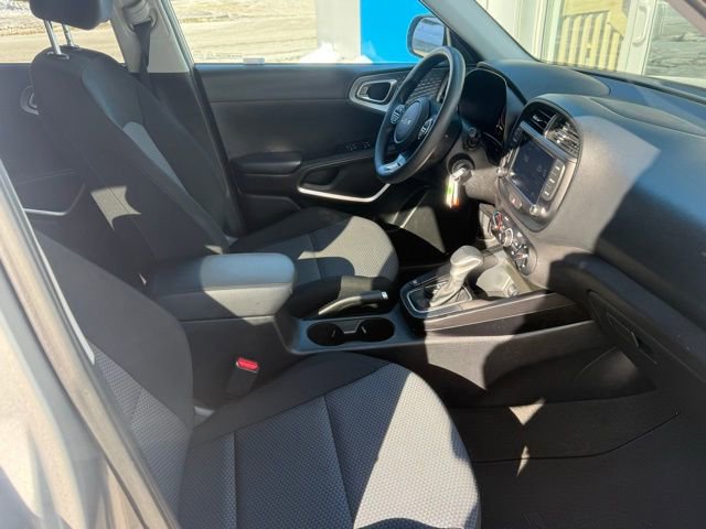 Used 2023 Kia Soul LX w/ LX Technology Package image 20