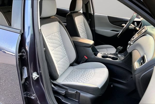 Used 2019 Chevrolet Equinox LS w/ LS Convenience Package AWD/4WD image 7