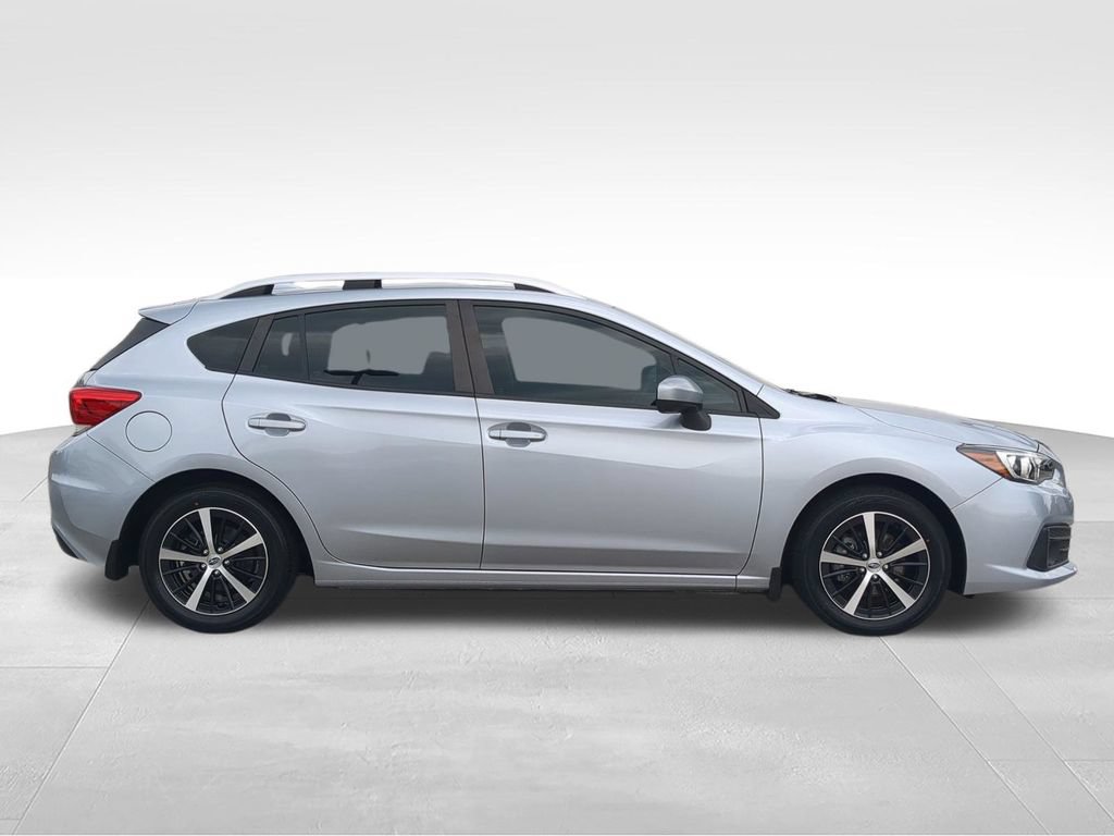 Used 2023 Subaru Impreza 2.0i Premium AWD/4WD image 2