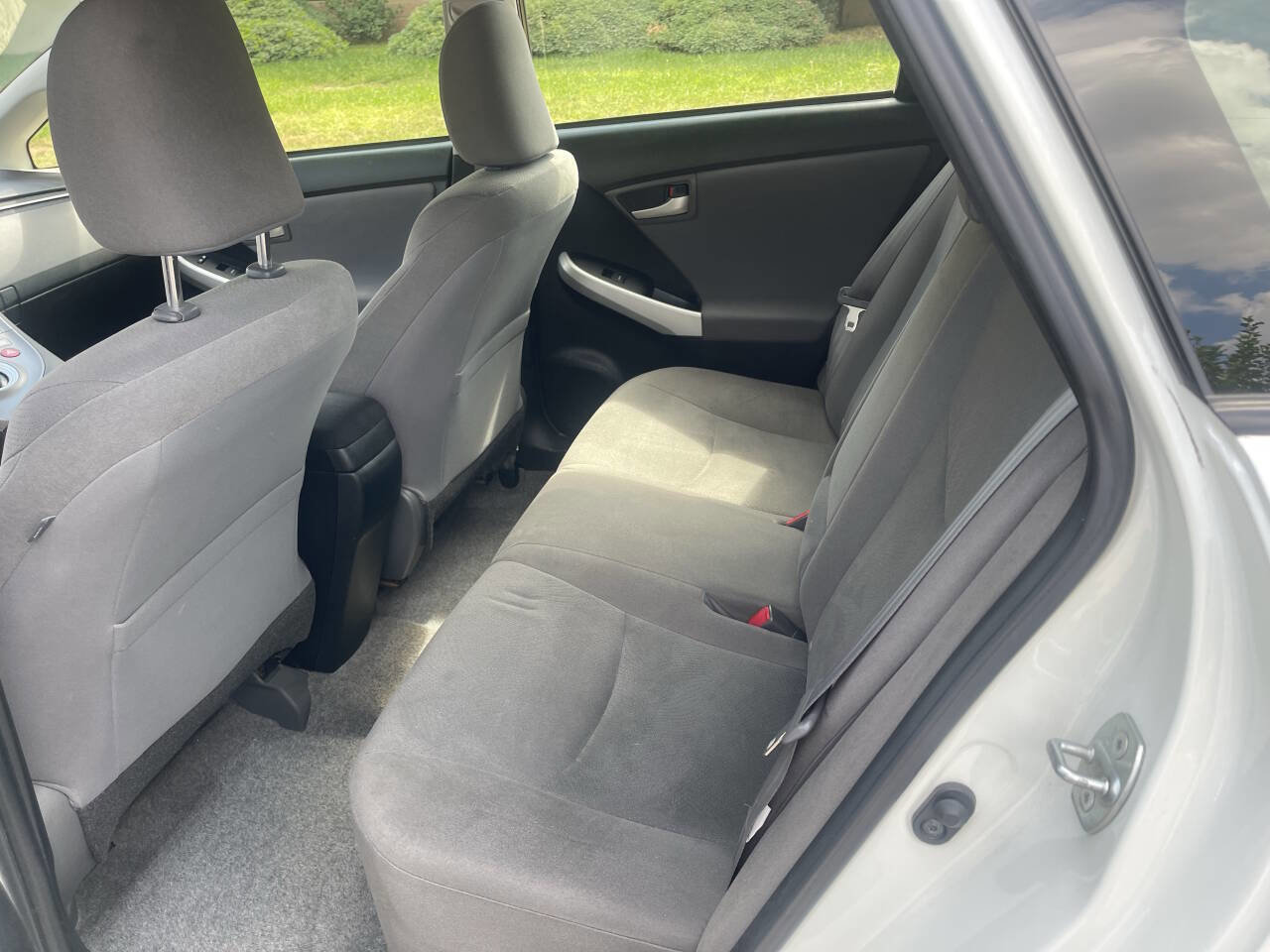 Used 2015 Toyota Prius Three image 16