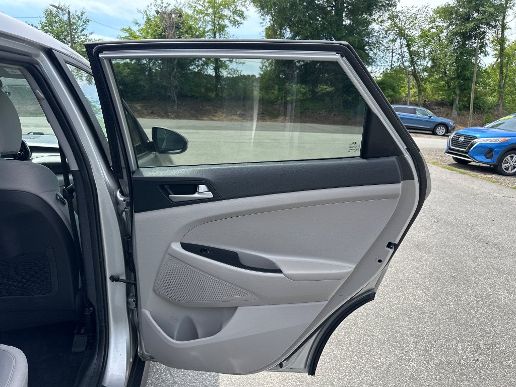 Used 2021 Hyundai Tucson SE FWD image 17