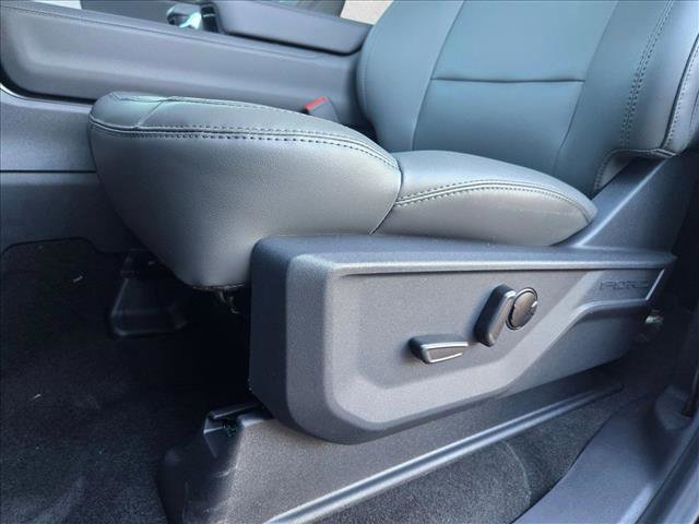 New 2026 Ford Expedition Active image 4