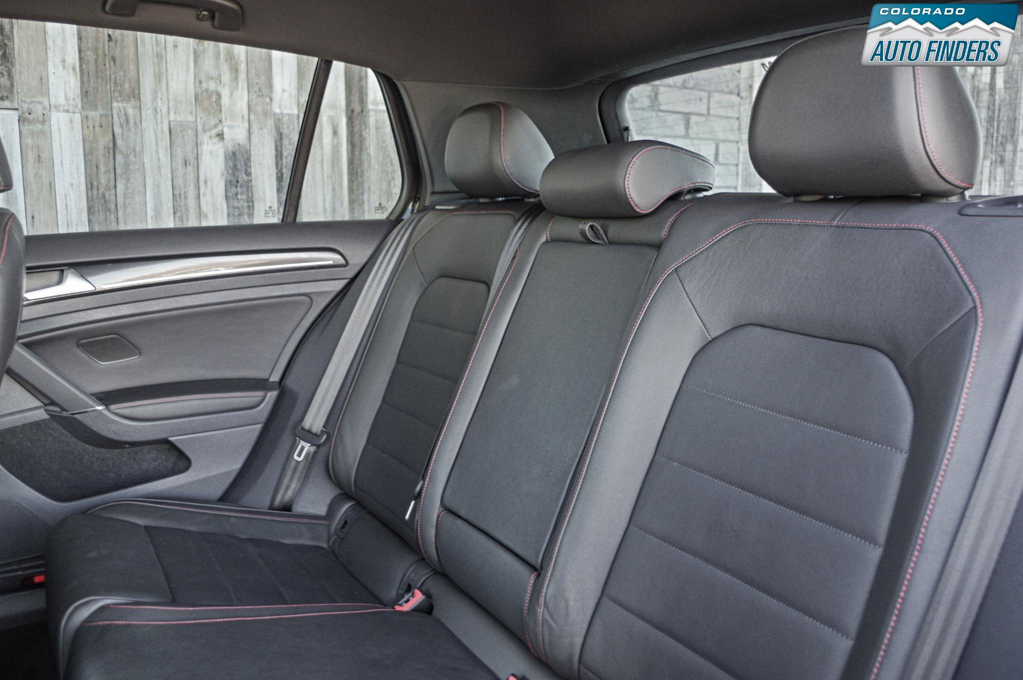 Used 2015 Volkswagen GTI SE w/ Lighting Package (SEL) FWD image 23
