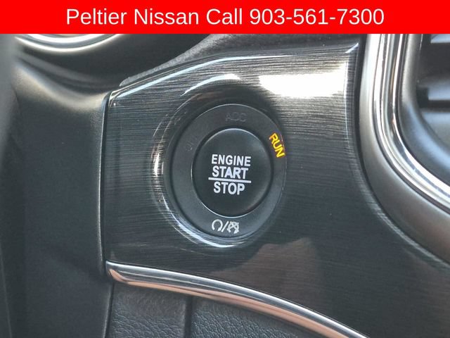 Used 2017 Jeep Grand Cherokee Trailhawk AWD/4WD image 38
