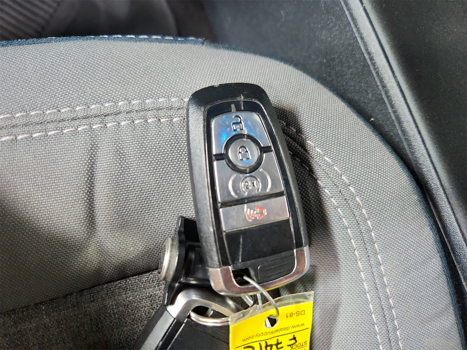 Used 2023 Ford Bronco Outer Banks image 32