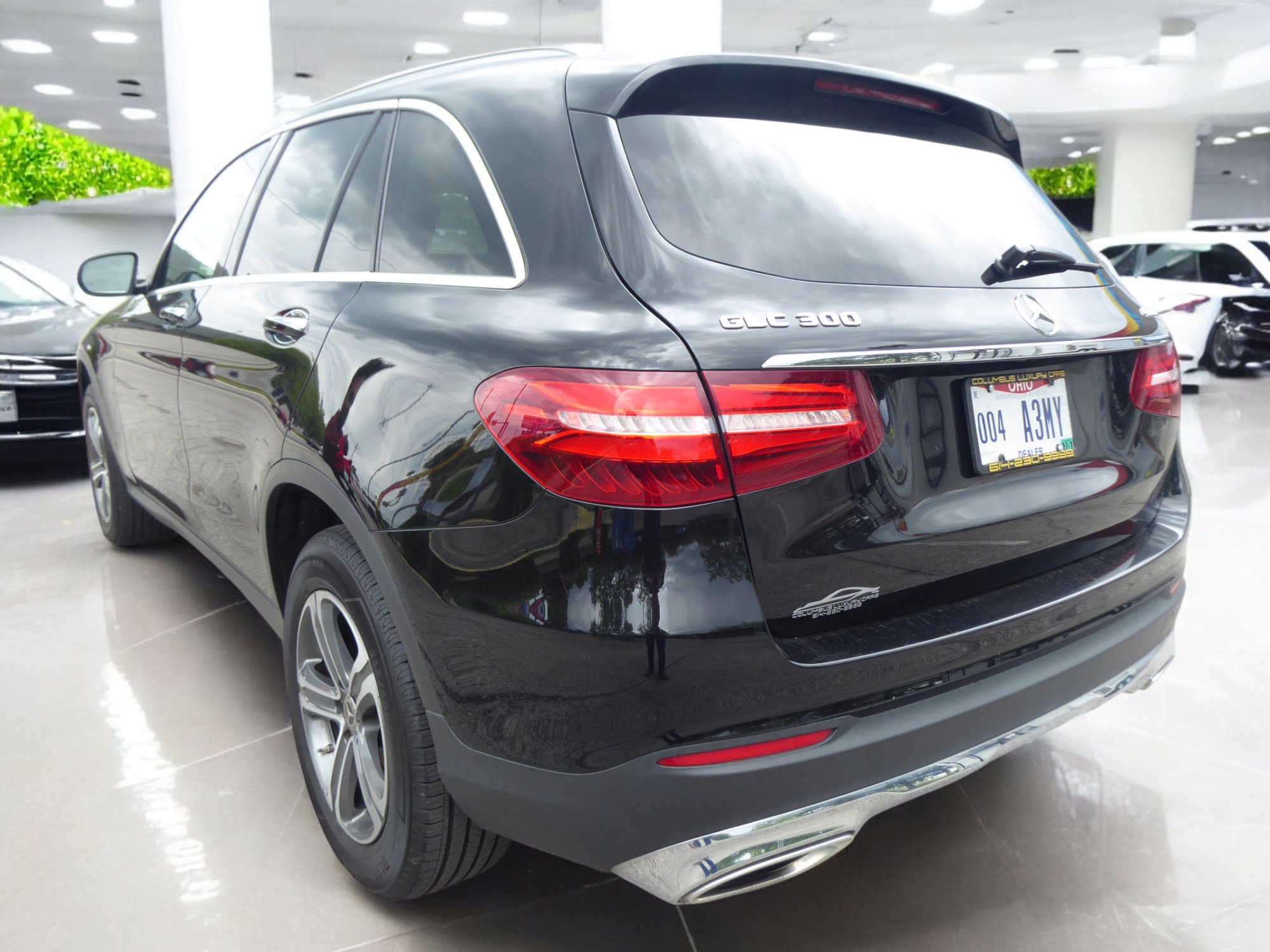 Used 2019 Mercedes-Benz GLC 300 4MATIC w/ Premium Package image 7
