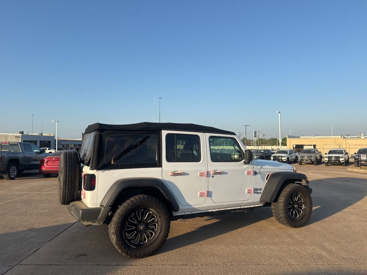 Used 2021 Jeep Wrangler Unlimited Sport image 19