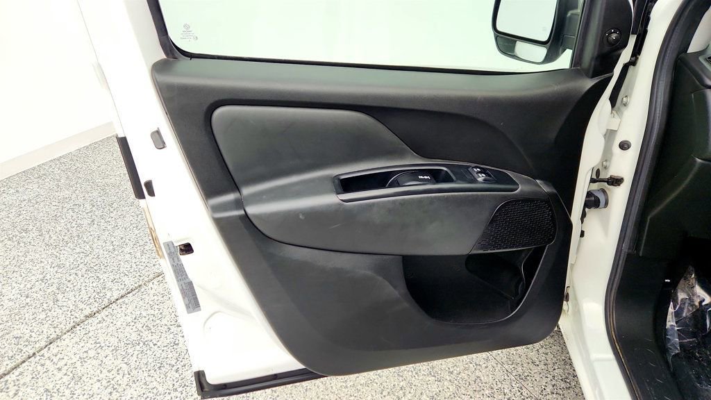 Used 2021 RAM ProMaster City Tradesman SLT image 9